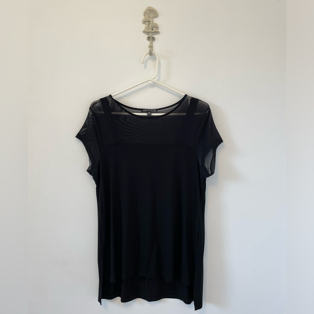 Cable & Gauge Mesh Neckline Split-Side Shirt